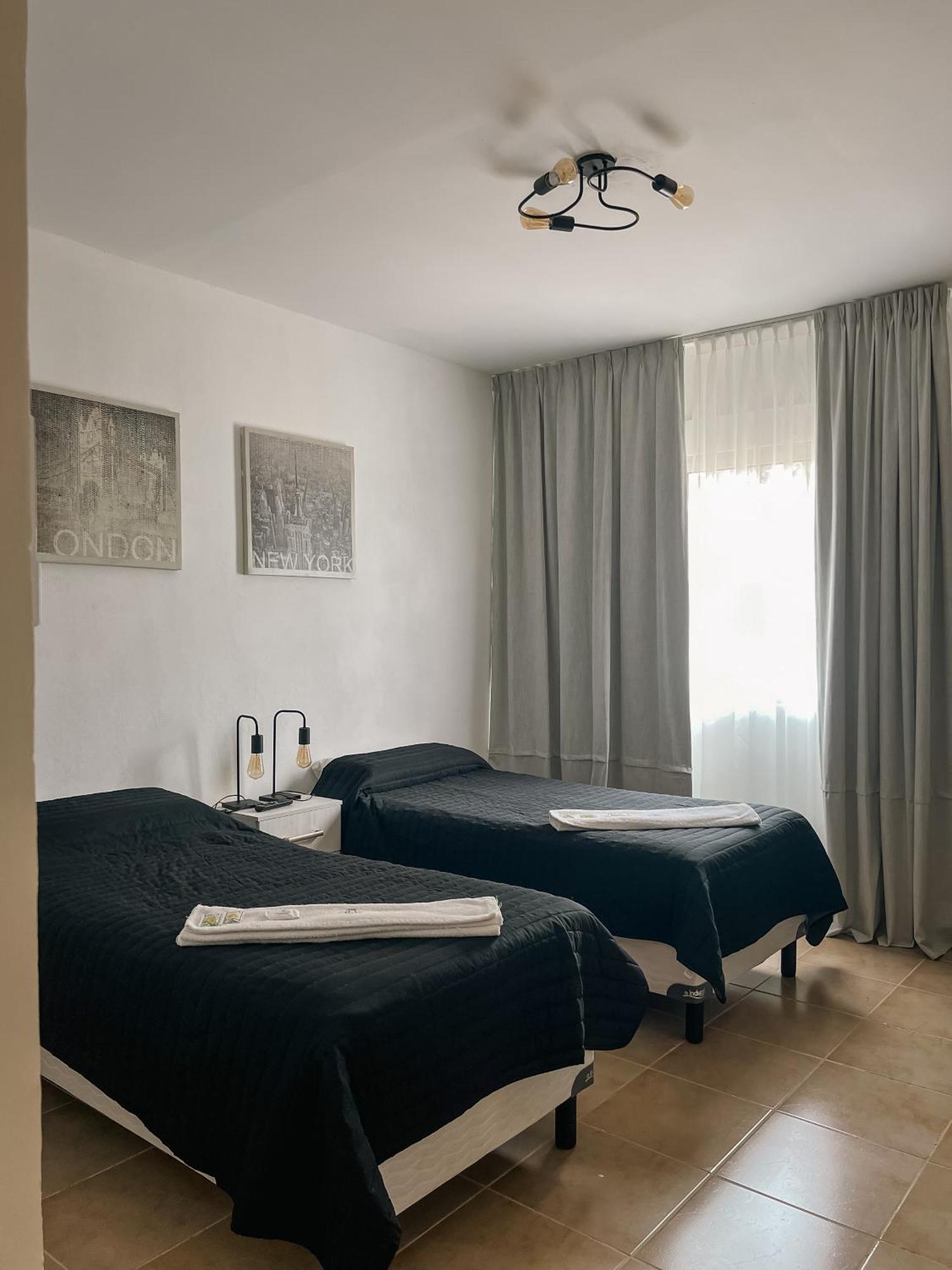 Brisas Del Lago Apartamentos Colón Екстериор снимка