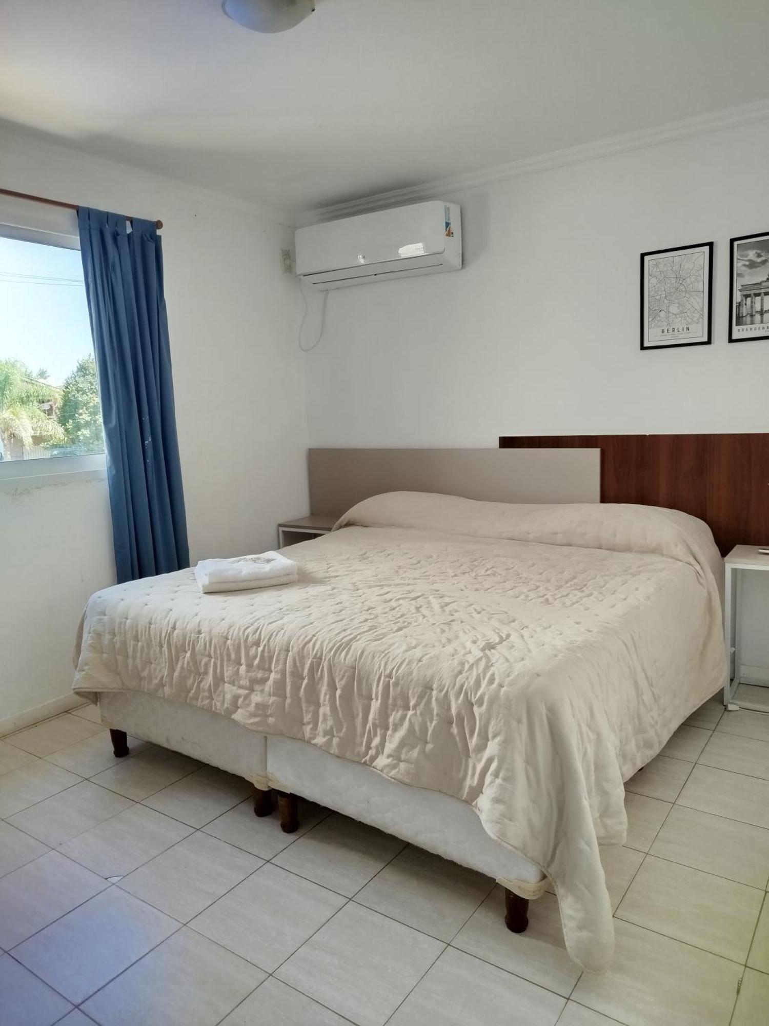 Brisas Del Lago Apartamentos Colón Екстериор снимка